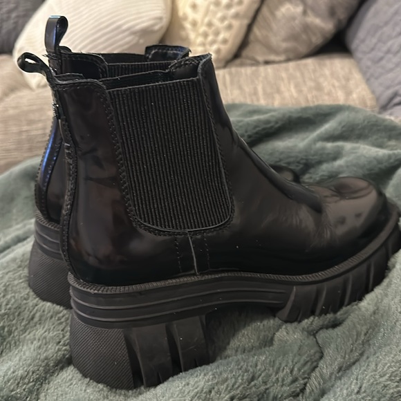 ALDO boots - Picture 2 of 6